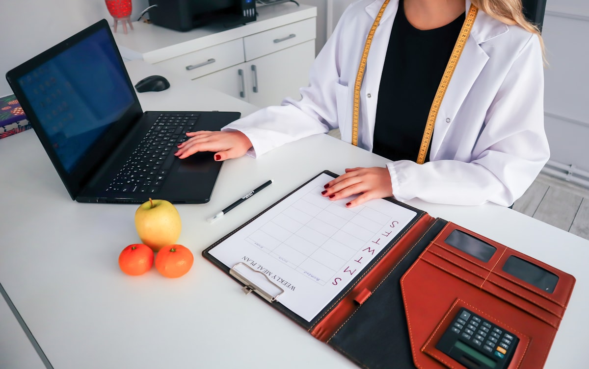 Expert nutrition team at DietExpertFlow